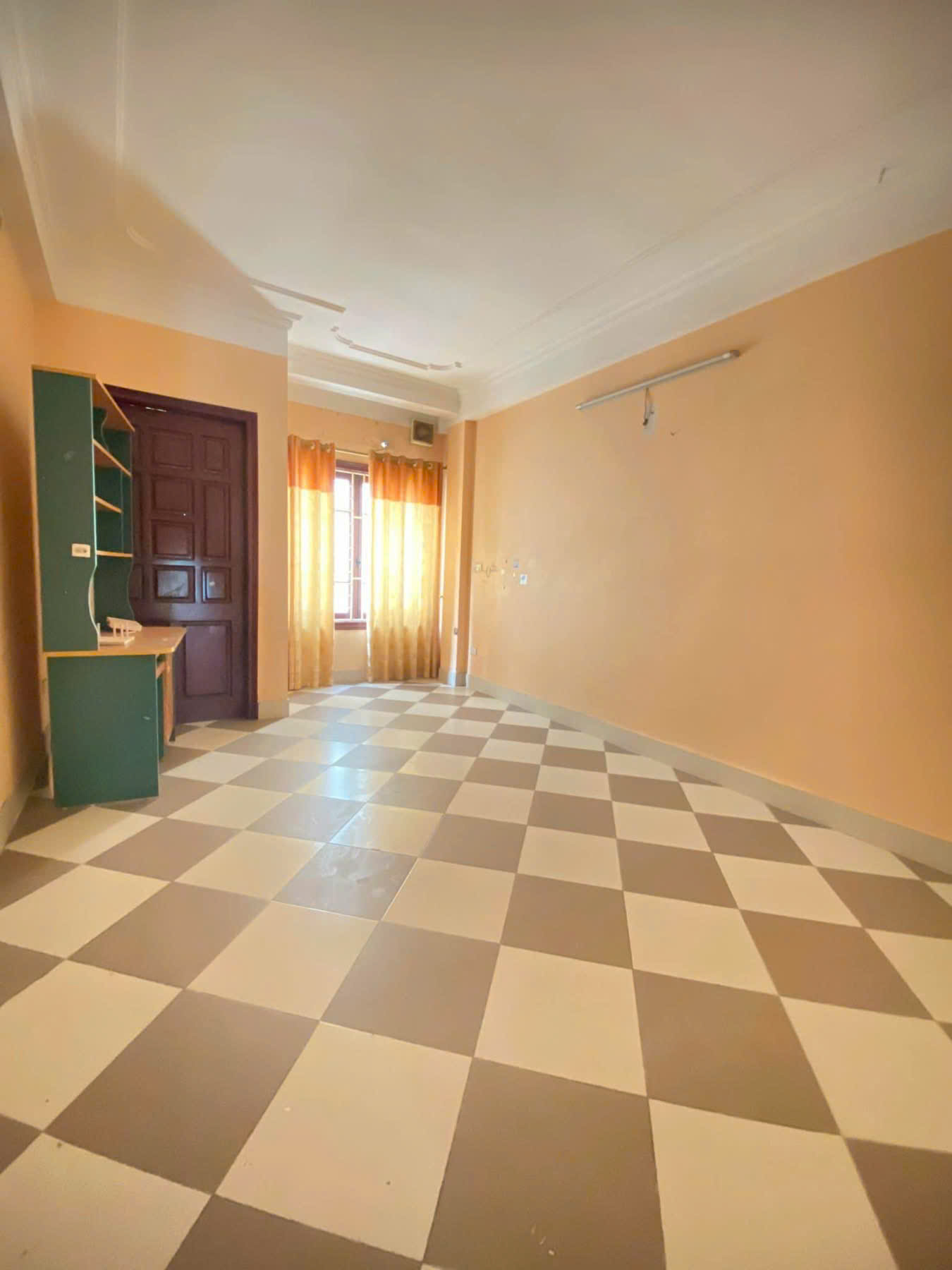 Cho thuê nhà nguyên căn ngõ 165 Giáp Bát, 5 tầng x 38m2, 3 ngủ, 4 WC, 11 Triệu ở sinh viên, gđ... - Ảnh 1